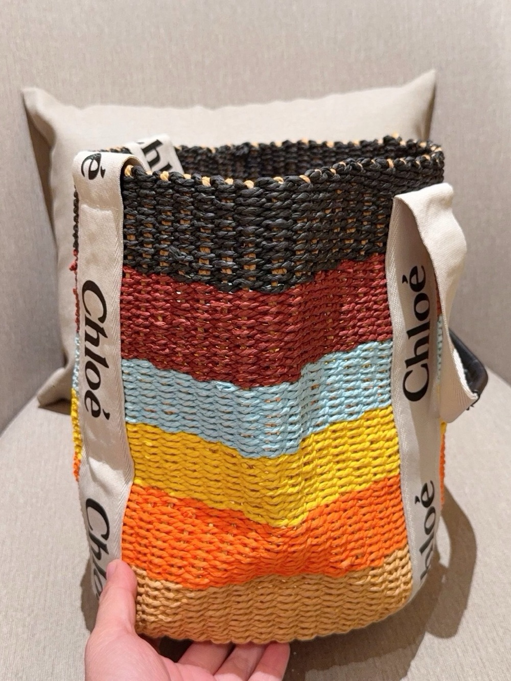 Chloe 23×28cm straw bag - Picture 4 of 7